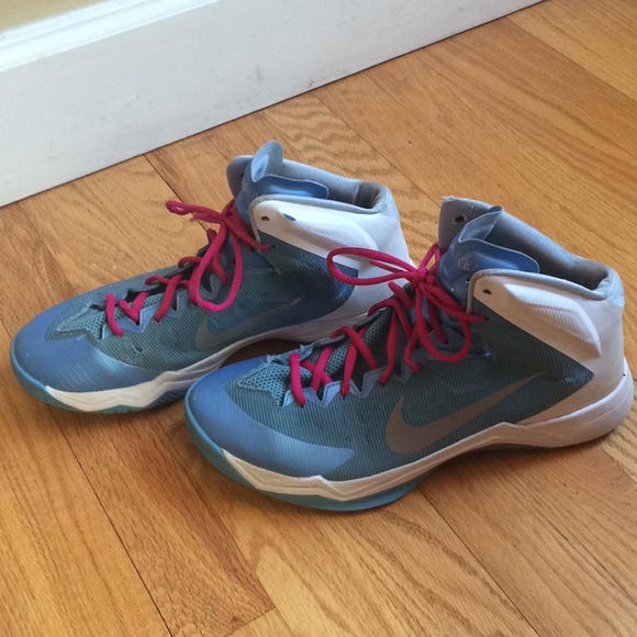 carolina blue nike basketball shoes